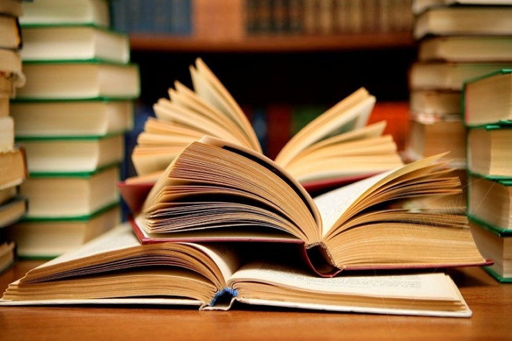 Nazirlikdən 56 qüsur və səhv tapılan kitabla bağlı  AÇIQLAMA 