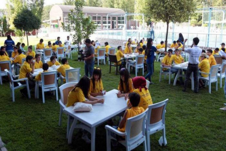 NAZİR:  Ödənişsiz "Yay məktəbləri" təşkil ediləcək