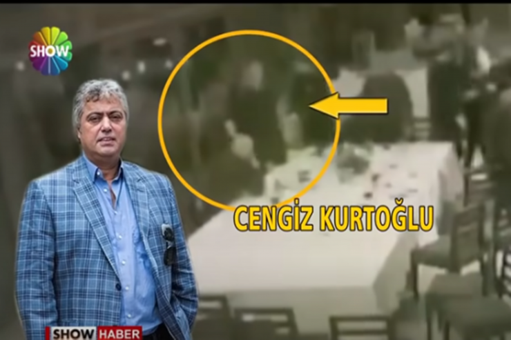 Tanınmış müğənni adam bıçaqladı -  VİDEO 