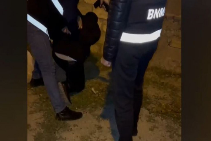 Narkotik satanlar belə tutuldu ƏMƏLİYYAT ÇƏKİLİŞİ  - VİDEO 