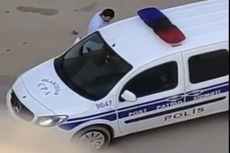 Polisin rüşvət alma anı