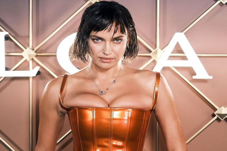 İrinanı geyiminə görə zombiyə bənzətdilər - FOTO 