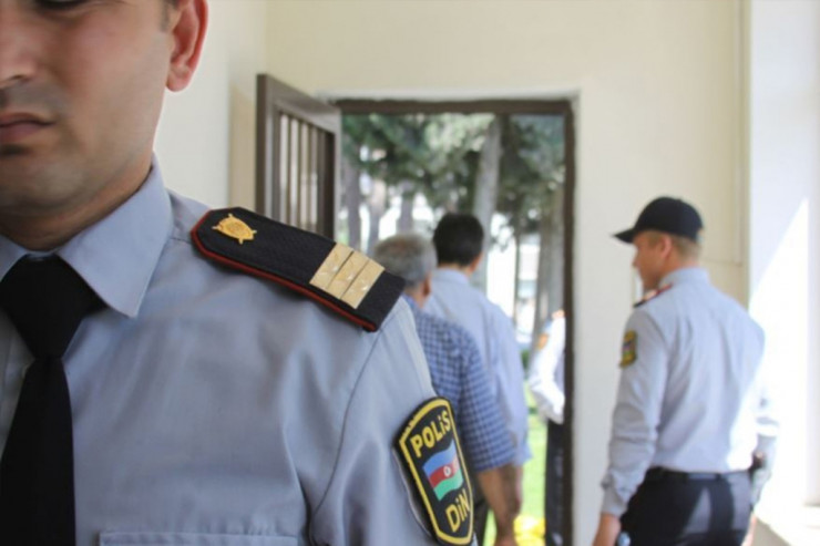 Bakıda "dələduz polislər" peyda olub? - RƏSMİ CAVAB  - YENİLƏNİB 