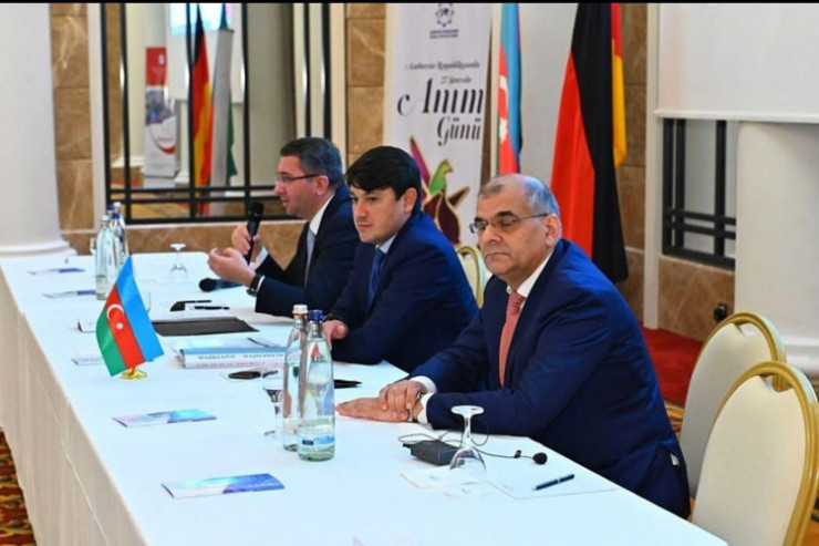 Diasporla İş üzrə Dövlət Komitəsinin sədri Fuad Muradov, Berlində Almaniya azərbaycanlıları ilə görüş
