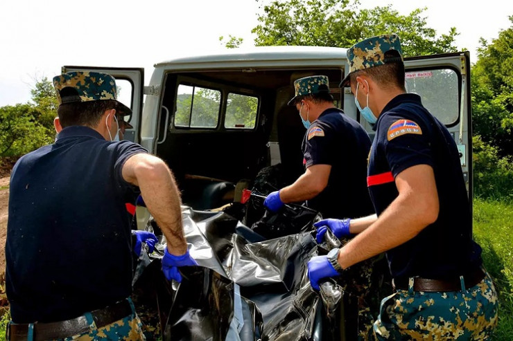 Daha 3 erməni hərbçinin meyiti Şuşada qarşı tərəfə verildi