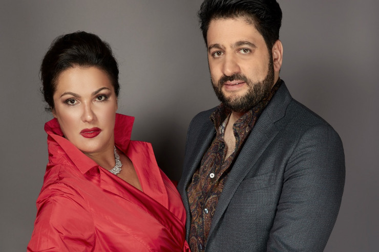  Azərbaycanlı Xalq artistinin   həyat yoldaşı operadan qovuldu - Putinə görə