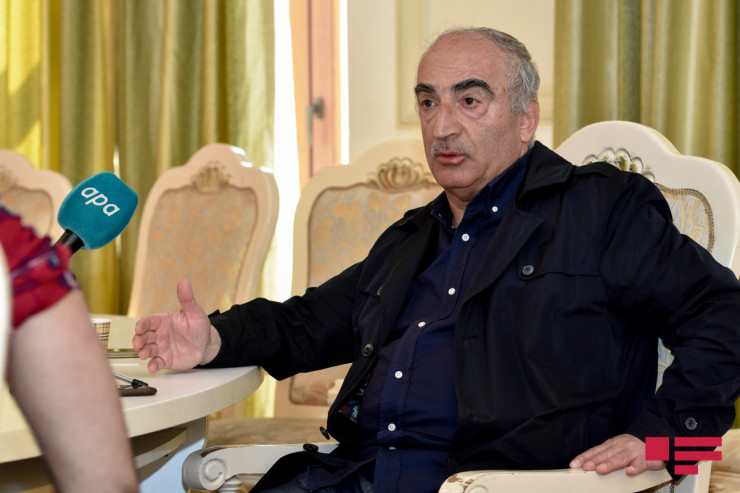  "Sürü təfəkkürü ilə yazıçı olmaz"   - Xalq yazıçısı