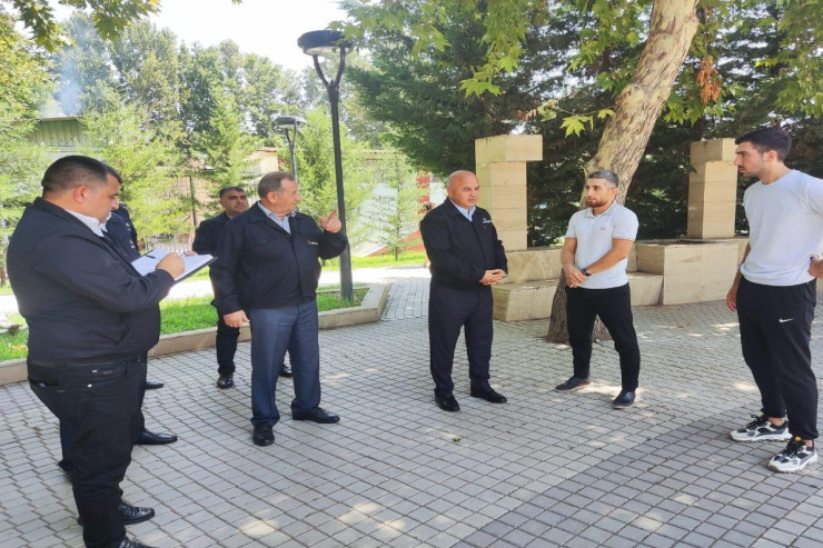 Mingəçevirdə vətəndaşların sualları yerindəcə cavablandırıldı - FOTO 