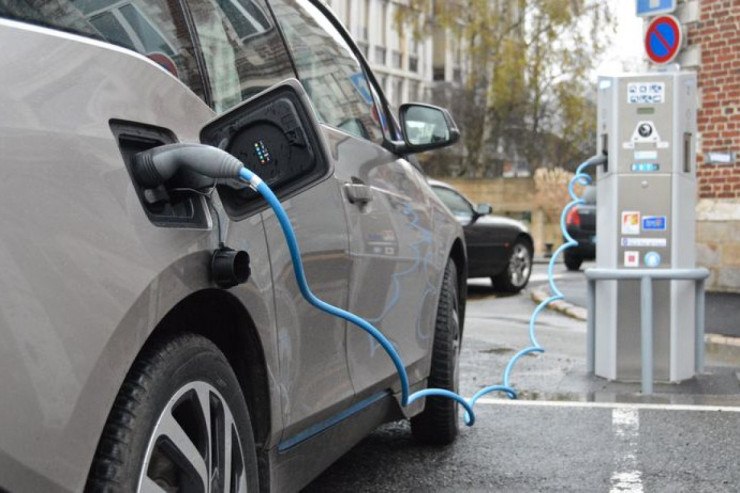 Elektromobilə görə  Aİ və ABŞ arasında narazılıq yarandı
