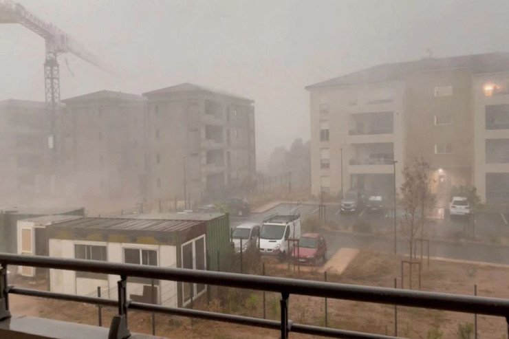 Güclü qasırğa: 6 nəfər öldü