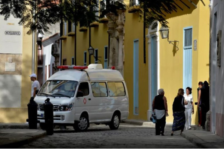 Turist meymunçiçəyindən  öldü