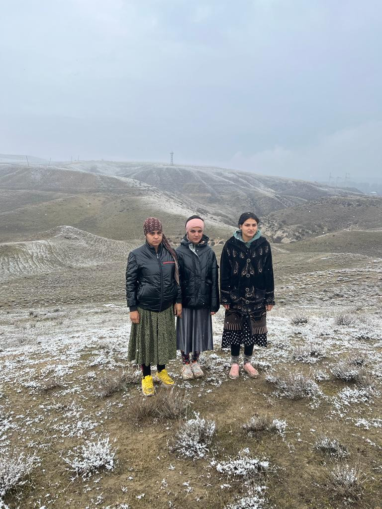 Gürcüstana qaçan gənc qızlar SAXLANILDI  - FOTO 