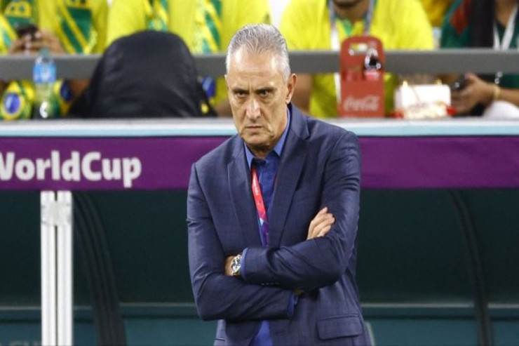 Braziliya millisinin baş məşqçisi istefa verdi