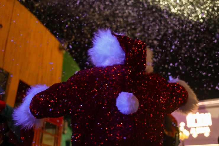 Polis rəisi Şaxta Baba oldu,... -VİDEO 