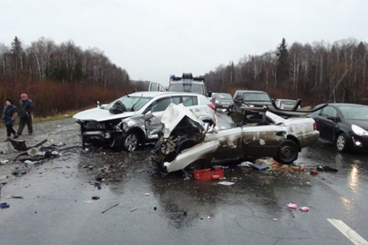 Həftə sonu yollarda 8 nəfər öldü  