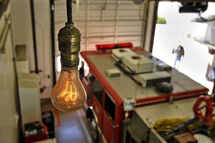 121 ildir  sönməyən lampa: Sirri hələ də açılmayıb...