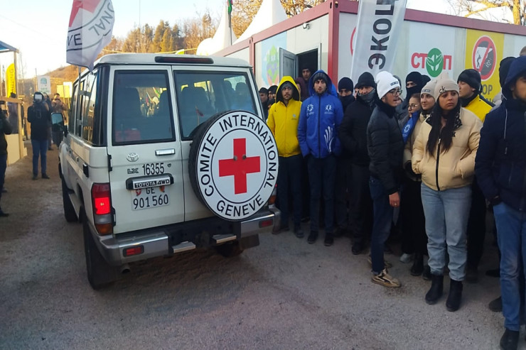 Ağır xəstə olan 3 erməninin Xankəndidən Ermənistana aparılmasına şərait yaradıldı