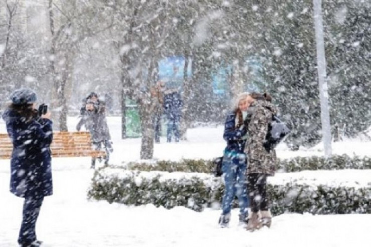 Yeni İl gecəsi Bakıya sonuncu dəfə qar NƏ VAXT YAĞIB? 