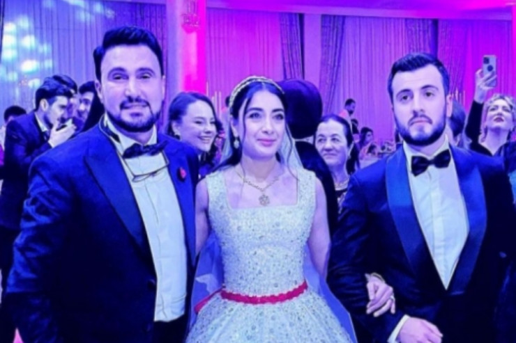 Qudası Nadirə şeir yazdı, gəlini də ona BAHALI HƏDİYYƏ  aldı - VİDEO  