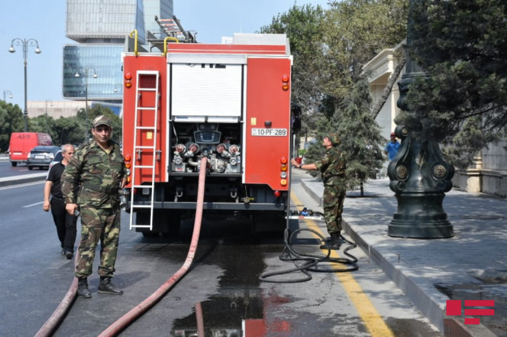 Bakıda yaşayış binasında YANĞIN:  10 nəfər...- YENİLƏNİB 