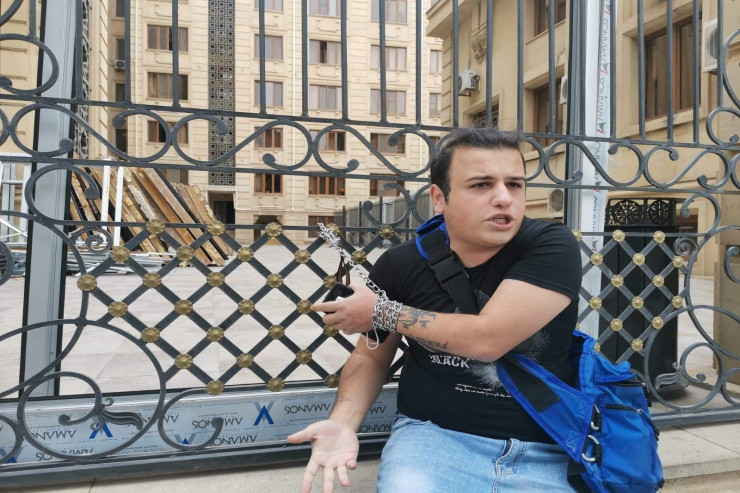 Bakıda əmisi oğlu blogeri  ÖLDÜRDÜ  - FOTO 