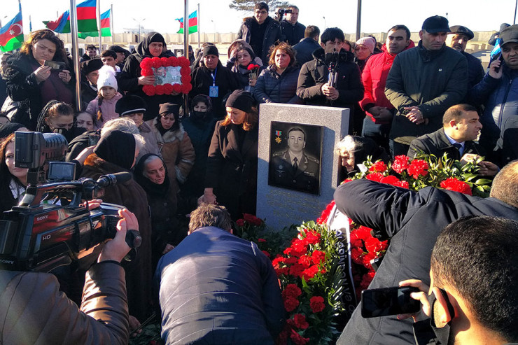 Milli Qəhrəman Polad Həşimovun xatirəsi yad edildi-FOTO 