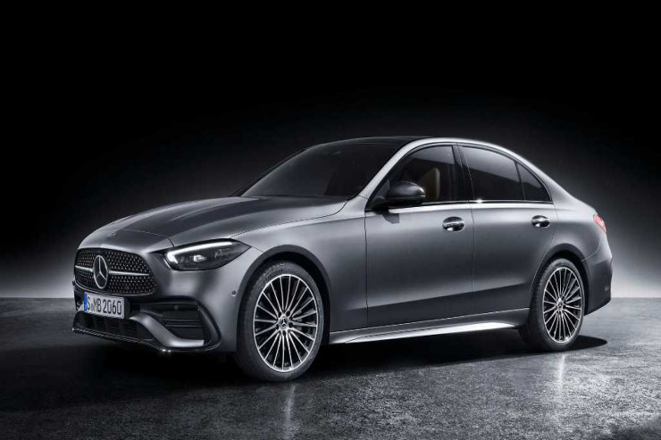 "Mercedes" şirkəti 1 MİLYONA   yaxın avtomobili geri çağırdı