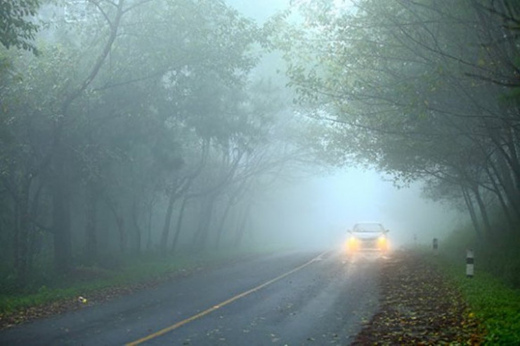 Sürücülərin  NƏZƏRİNƏ:   Bu yollar dumanlıdır