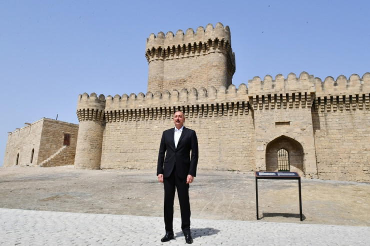 Prezident Ramana qəsəbəsində - FOTO 