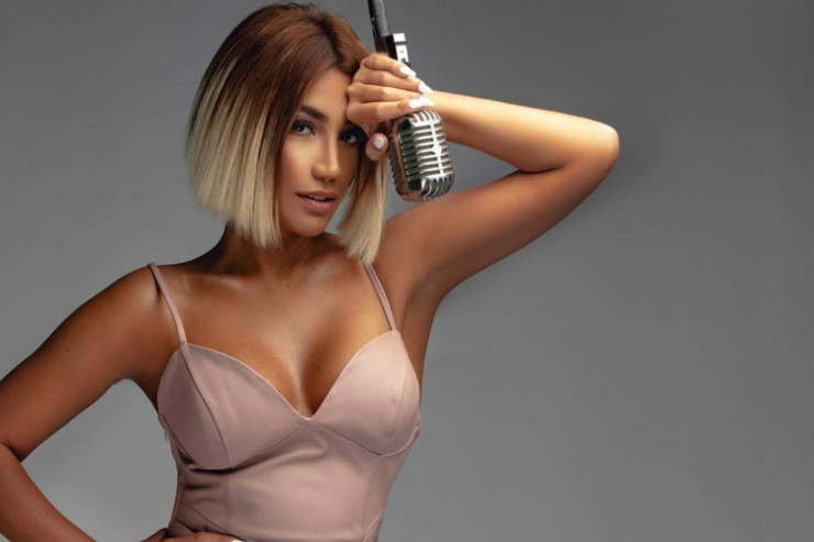 Röya Ayxanın villasından GÖRÜNTÜLƏR 