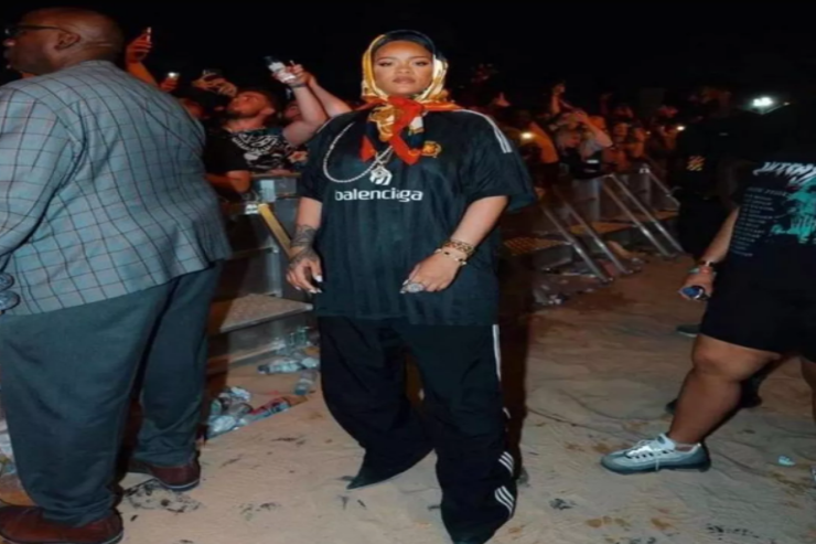 Rihannanı əvvəllər belə görmüşdünüz? -  FOTO 
