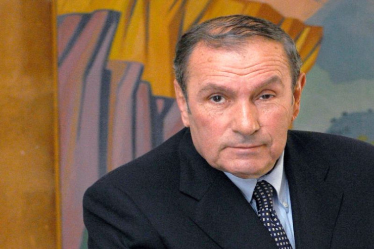 Ermənistanın ilk prezidentinin evinə bomba qoyulub? 