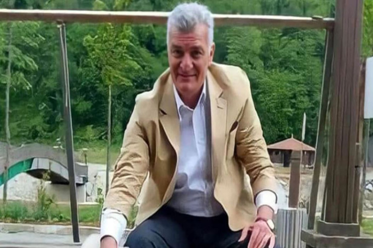 Türkiyəli nazirin əmisi oğlu güllələndi 