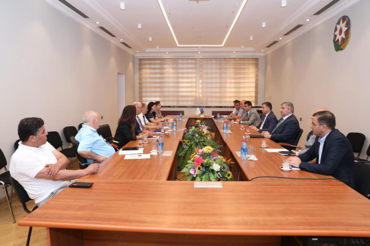 “AZƏRİQAZ" İB və Standartlaşma İnstitutu arasında əməkdaşlıq görüşü keçirildi