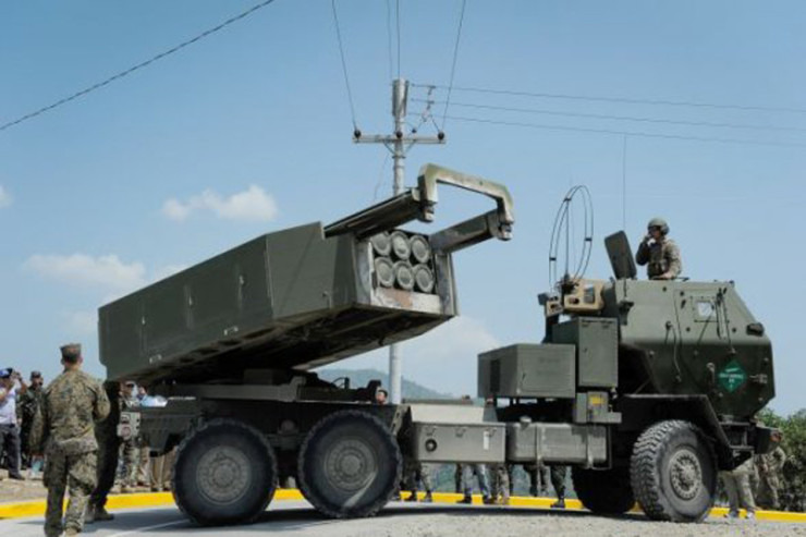 ABŞ-dan Ukraynaya növbəti hərbi yardım: Dağıdıcı HIMARS-lar da gəlir... 