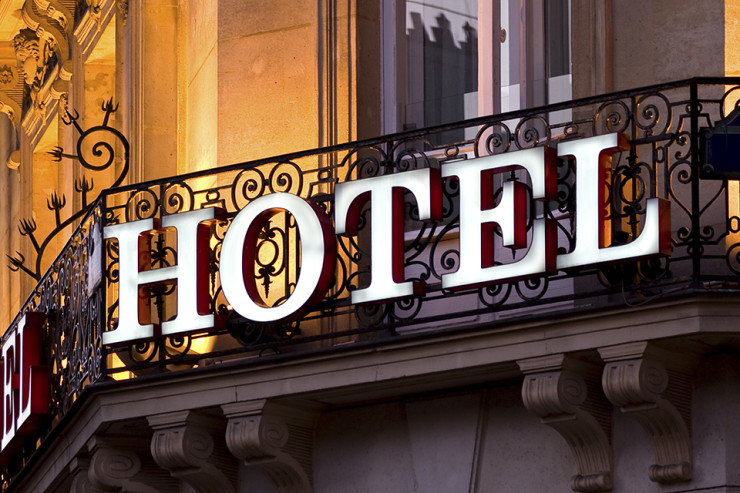 Ərəb turist Bakıda hoteldə öldü