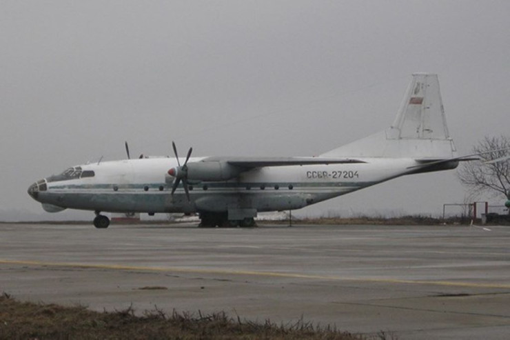 An-8 təyyarəsi