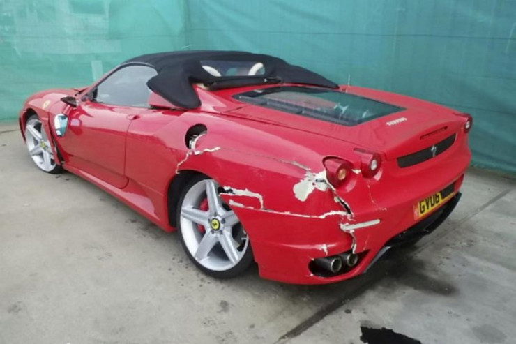 Londonda müsəlmanların “Ferrari” sərgüzəştləri  – HƏBS OLUNDULAR - FOTO 
