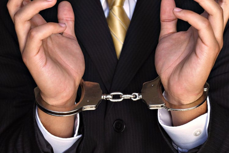 Dövlət Xidmətinin vəzifəli şəxsləri HƏBS EDİLDİ 