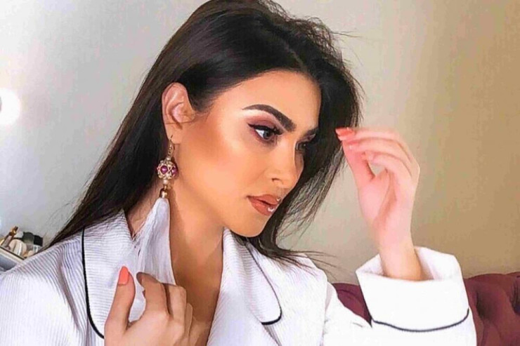 "Şokolad qutusu üçün şəklimi çəkib, pul vermirdilər" - Rahidə Baxışova 