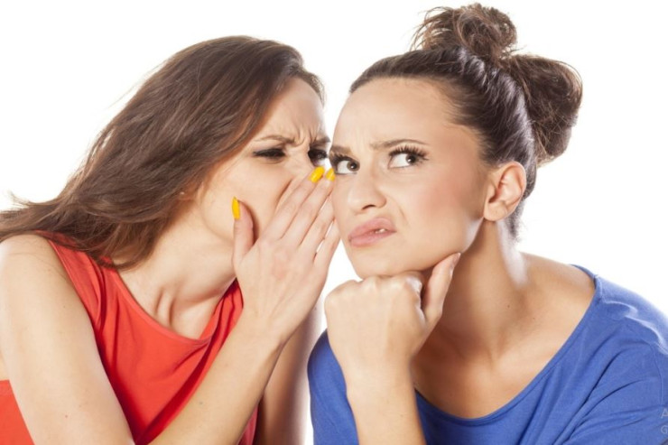 Qadınların kişilərdən daha yaxşı etdiyi 6 Şey 