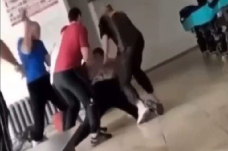 Dağıstanda MMA döyüşçüsü  döyüldü   - FOTO 