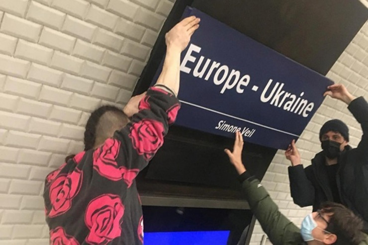Parisdə  yeni metrostansiya:   Ukrayna - FOTO 