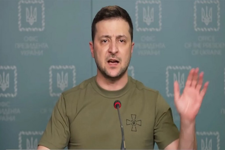 Xüsusi təyinatlılar Zelenskini Kiyevdən çıxarmağa hazırlaşır –  İDDİA 