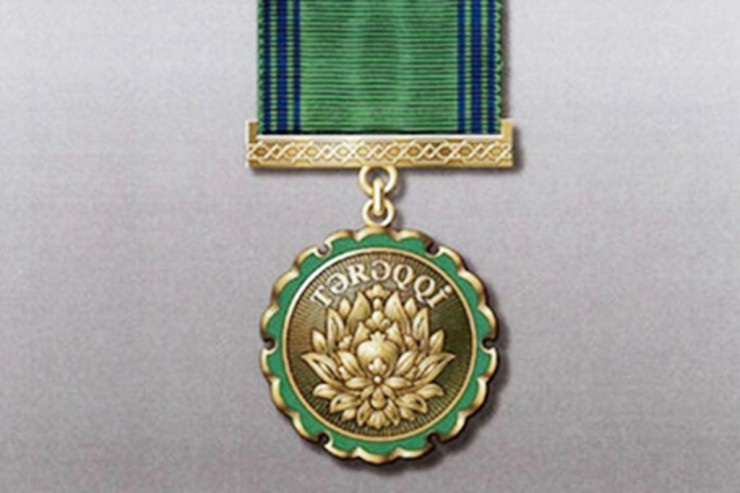 Bir qrup qadın “Tərəqqi” medalı ilə təltif olundu - SİYAHI 