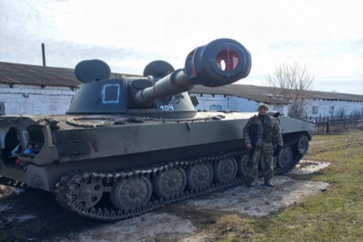 Azərbaycanlı Ukraynada tankı qənimət götürdü - FOTO 
