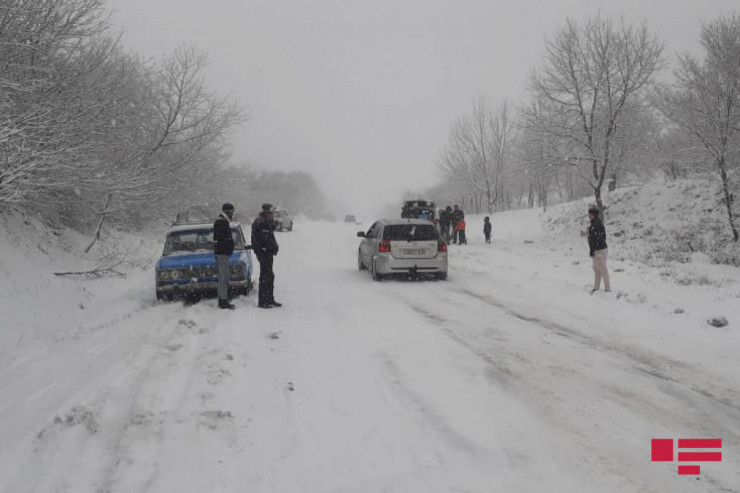 Azərbaycanda bu yollar buz bağlayacaq - RƏSMİ 