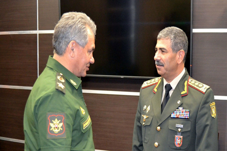 Zakir Həsənov Şoyqu ilə Qarabağdakı vəziyyəti MÜZAKİRƏ ETDİ  - YENİLƏNİB 