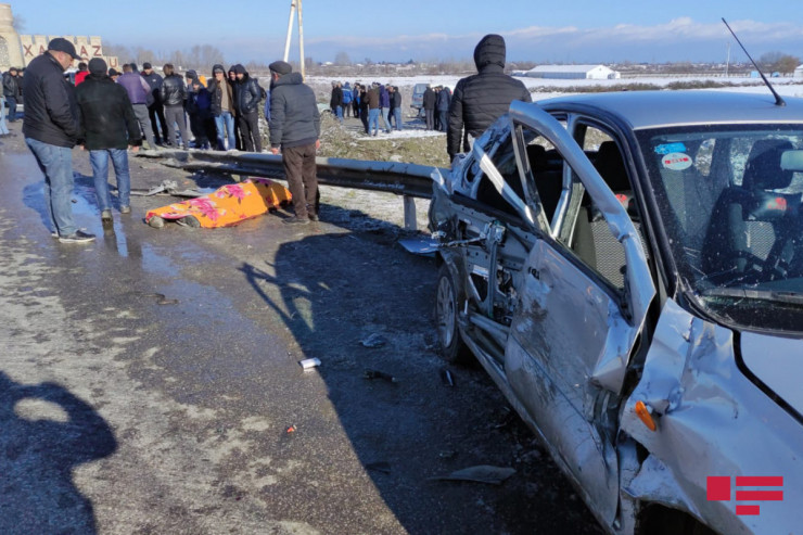 Azərbaycanda bayram günlərinin  YOL QIRĞINI:   14 ölü...