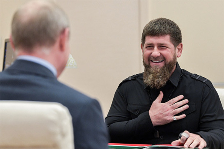 Putin Kadırova  general-leytenant   rütbəsi verdi